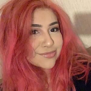 Meet your Posher, Briana